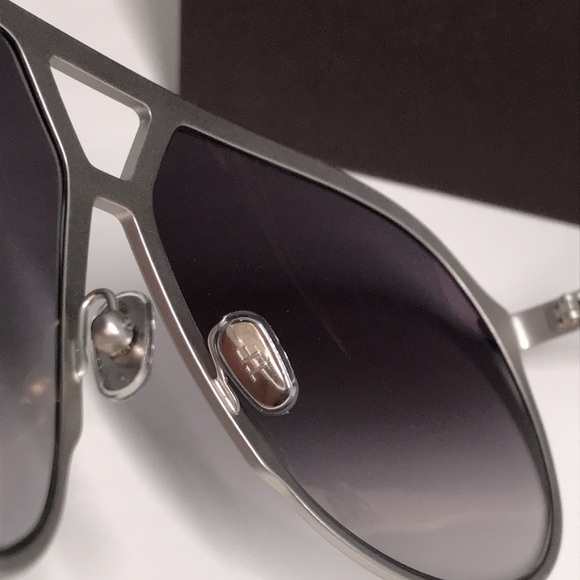 NEW AUTHENTIC Tom Ford Silver Aviator Sunglasses TF1060 16B main image 6